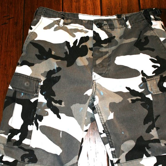 Mens Gray Camo Pants-Excellent Condition but with some "Character." - Picture 9 of 9